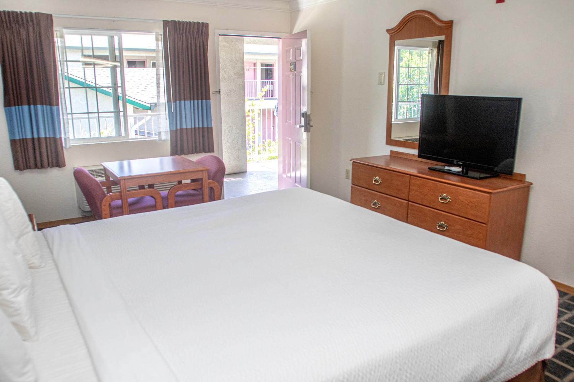 Creekside Inn & Suites Willits Kültér fotó