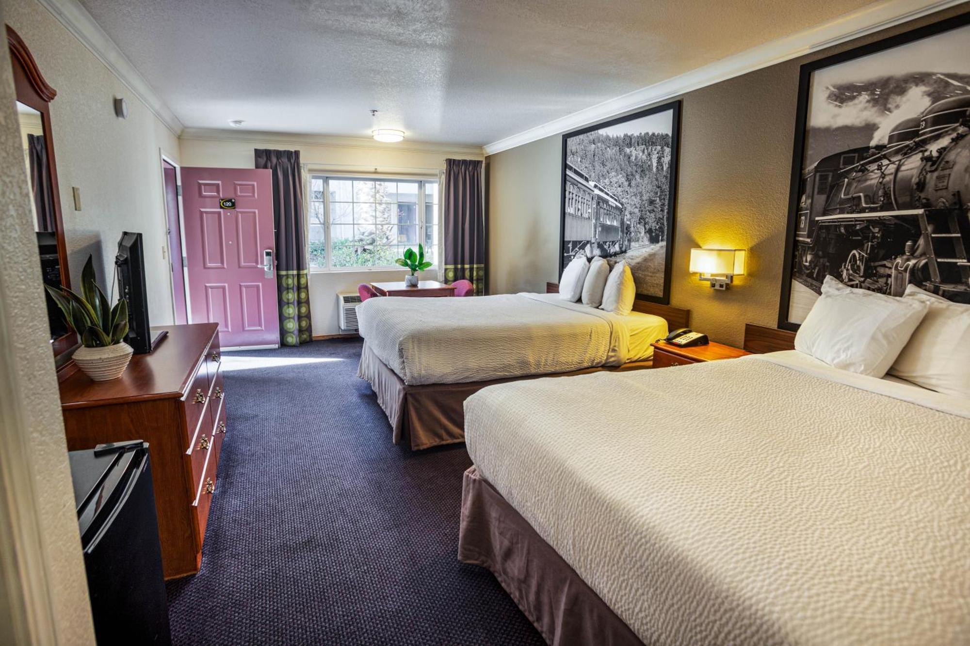 Creekside Inn & Suites Willits Kültér fotó