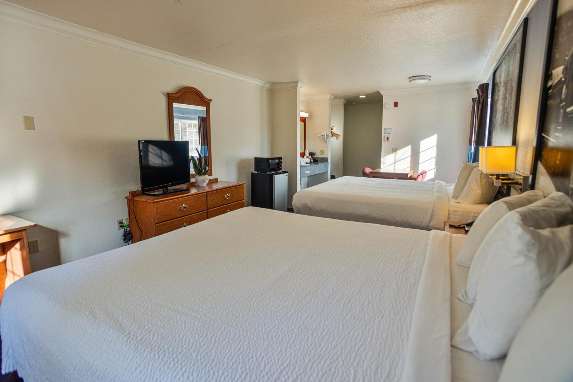 Creekside Inn & Suites Willits Kültér fotó
